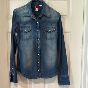 Levi's Blue Denim Button Down western vibe medium Shirt
